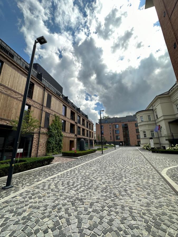 شقة Browar Lubicz- 5Min Walk To The Old Town, Garage كراكوفيا المظهر الخارجي الصورة